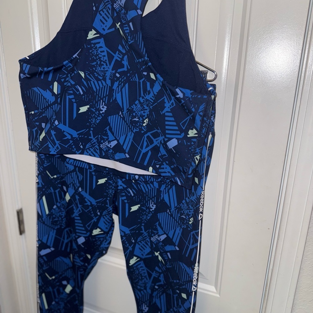 Reebok Blue Patterned Set - Picture 2 of 12